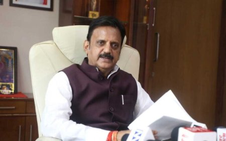 उच्च गुणवत्ता की चिकित्सा शिक्षा और चिकित्सा सेवाओं के सुदृढ़ीकरण के लिए बजट की कमी नहीं : उप मुख्यमंत्री शुक्ल