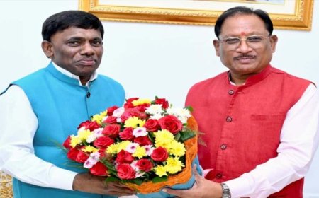 CM साय से गोवा के मंत्री रमेश तावड़कर की सौजन्य भेंट: जनजातीय कल्याण और खेल विकास को लेकर हुई सार्थक चर्चा