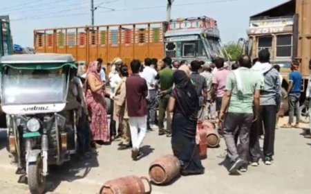 गैस नहीं तो सड़क जाम! मुरैना में LPG की किल्लत पर लोगों का उग्र प्रदर्शन