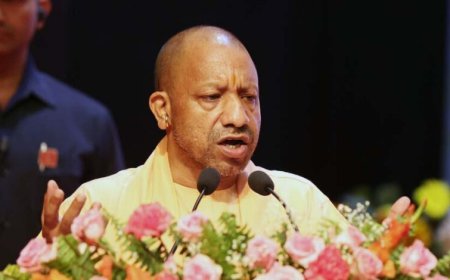 बिल्डरों की मनमानी पर योगी सरकार का तगड़ा एक्शन, हजारों घर खरीदारों को मिलेगी बड़ी कानूनी राहत