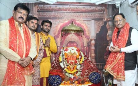मुख्यमंत्री विष्णुदेव साय ने चंदखुरी में माता कौशल्या एवं भगवान श्रीराम के किए दर्शन: प्रदेश की सुख-समृद्धि की कामना की