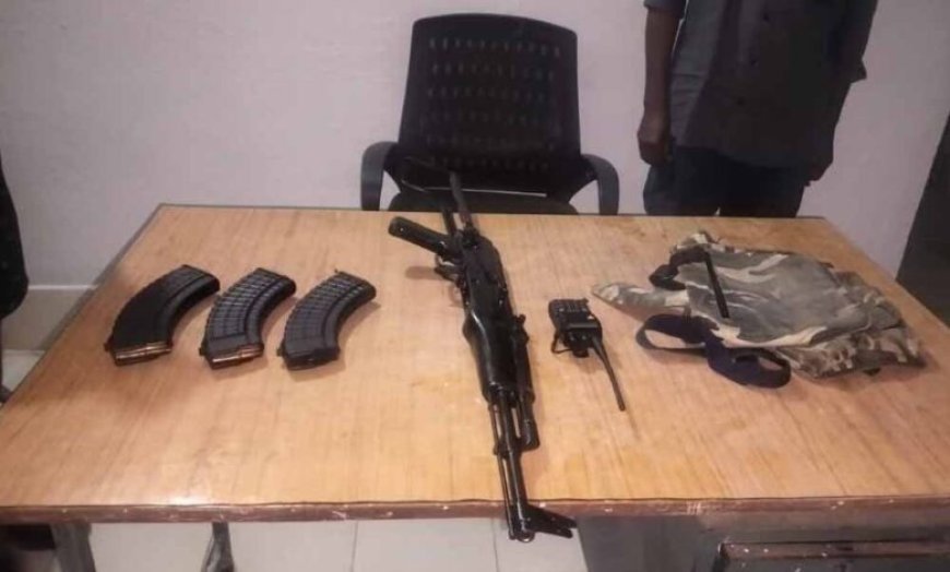 कांकेर में नक्सलियों ने डाले हथियार, AK-47 संग 2 बड़े इनामी उग्रवादियों का सरेंडर