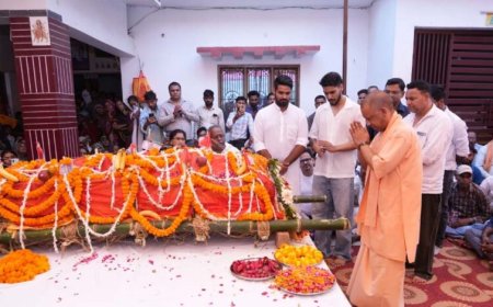 मारकंडेय यादव को सीएम योगी ने दी भावभीनी श्रद्धांजलि
