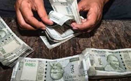 बहराइच में नकली नोट छापने वाले गिरोह का पर्दाफाश, साधारण कलर प्रिंटर से तैयार हो रही थी करंसी