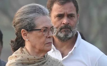 कांग्रेस में राहुल गांधी को हटाने की बात, महाराष्ट्र CM ने किया बड़ा खुलासा