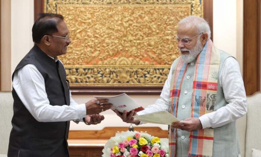 बस्तर 2.0 की शुरुआत: मुख्यमंत्री साय ने पीएम मोदी को दिया आमंत्रण, विकास का ब्लूप्रिंट सौंपा