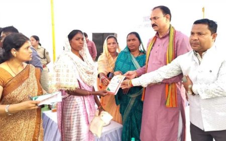 संवाद से संपूर्ण समाधान शिविर बना जनविश्वास का केंद्र, स्वास्थ्य मंत्री जायसवाल की मौजूदगी में सैकड़ों समस्याओं का त्वरित निराकरण