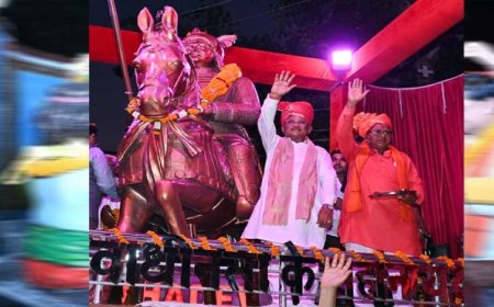 सुशासन तिहार 2026: मुख्यमंत्री विष्णु देव साय ने किया मुंगेली नगर के चौक-चौराहों में स्थापित प्रतिमाओं का अनावरण
