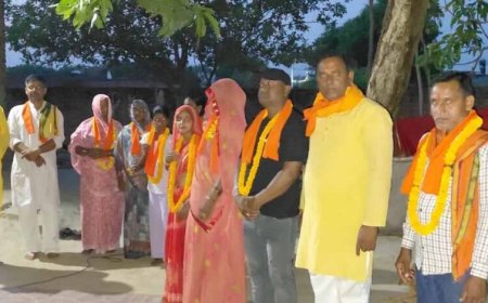 वाराणसी में 3 मुस्लिम परिवारों के 11 सदस्यों की ‘घर वापसी’, वैदिक रीति से अपनाया सनातन धर्म