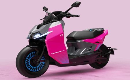 15 महीने बाद भी नहीं आया Ultraviolette Tesseract, अब 2027 तक करना होगा इंतजार