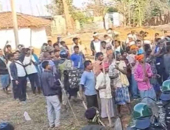 जगदलपुर में अंतिम संस्कार विवाद: मतांतरण के बाद गुस्साए लोगों ने जमीन नहीं दी