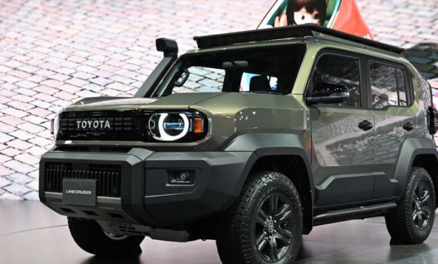 भौकाली लुक और दमदार इंजन के साथ लॉन्च हुई सबसे छोटी Toyota Land Cruiser, फीचर्स देख रह जाएंगे दंग