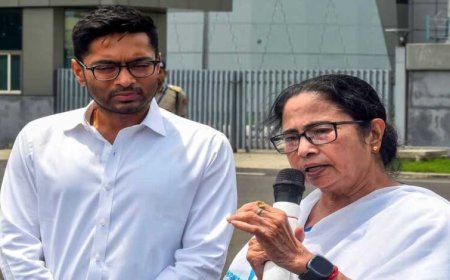 TMC में बगावत की अटकलों के बीच ममता बनर्जी का बड़ा फैसला, सभी कमेटियां भंग