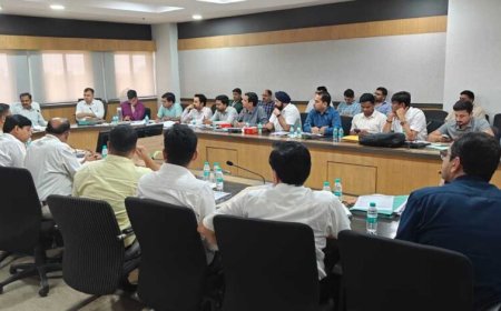RTO/DTO मुख्यालय में उपस्थित रहें, बकाया वसूली अभियान तेज करें-सचिव एवं परिवहन आयुक्त  एस प्रकाश
