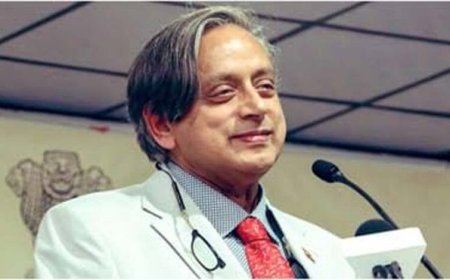 जी-7 में मोदी की सराहना पर थरूर के बयान से सियासी घमासान, बीजेपी ने कांग्रेस पर साधा निशाना