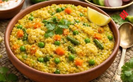 लौकी मूंग दाल खिचड़ी: सेहत और स्वाद का परफेक्ट कॉम्बिनेशन, जानिए आसान रेसिपी
