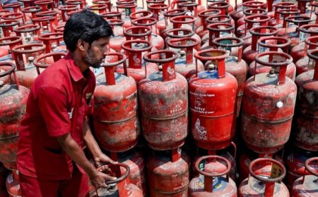 LPG Rule Change: कच्चा तेल सस्ता होते ही बड़ा फैसला, आज से हटीं ये पाबंदियां, उपभोक्ताओं को राहत
