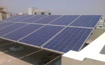 ग्रिड में भेजी गई अतिरिक्त सोलर बिजली निर्धारित दर पर खरीदी जाएगी