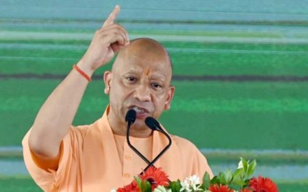 अयोध्या बनाम मथुरा राजनीति गरमाई: योगी का अखिलेश पर तीखा हमला