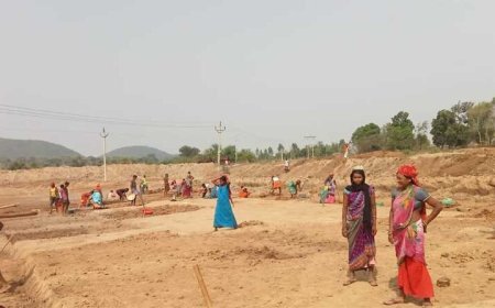 वीबी-जी राम जी एक्ट लागू होने से यूपी के मजदूरों को हर रोज मिलेंगे न्यूनतम 300 रुपये
