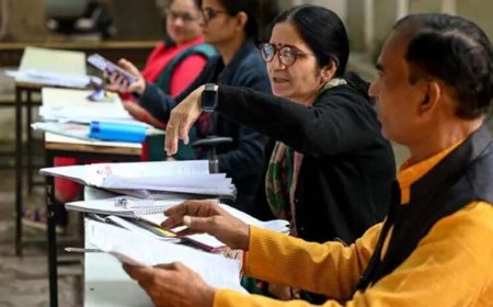 SIR प्रक्रिया में BLO को 2002 वोटर सूची मिलान में आ रही बड़ी दिक्कत