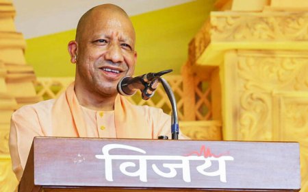 राम मंदिर चढ़ावा चोरी पर CM योगी का विपक्ष पर हमला, बोले- ‘बाबरी पर आंसू बहाने वाले अब आस्था की बात कर रहे’