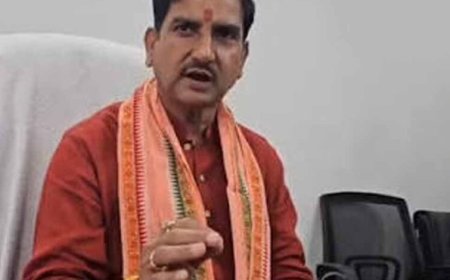 बिलासपुर में जल जीवन मिशन की सुस्ती पर भड़के केंद्रीय मंत्री तोखन साहू, बिजली कटौती पर भी अधिकारियों को लगाई फटकार