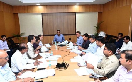 लोक निर्माण विभाग के सचिव ने रेलवे ओवर-ब्रिज एवं रेलवे अंडर-ब्रिज कार्यों की समीक्षा की