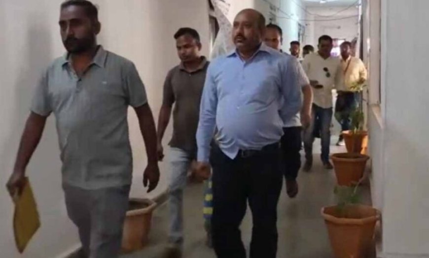 कोंडागांव में रिश्वतखोरी का भंडाफोड़, नामांतरण के बदले घूस लेते तहसीलदार का रीडर गिरफ्तार